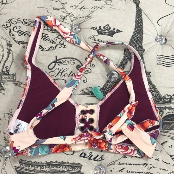 NWOT Mossimo Women's Printed Lace-up Bikini Top - Picture 6 of 7